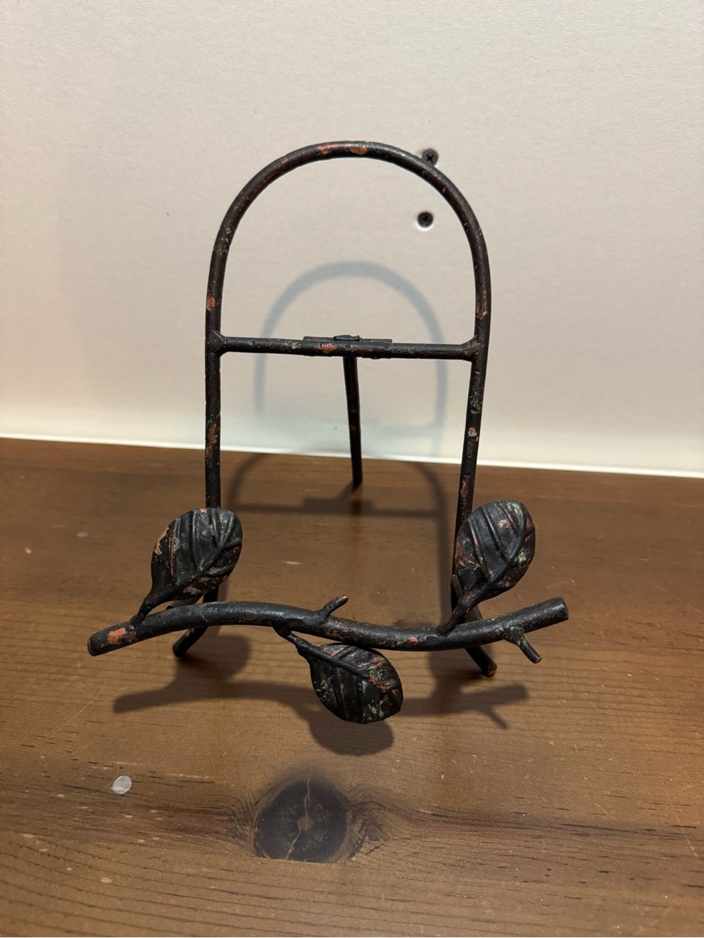 Decorative Leaf Branch Metal Easel - Rustic Black Finish